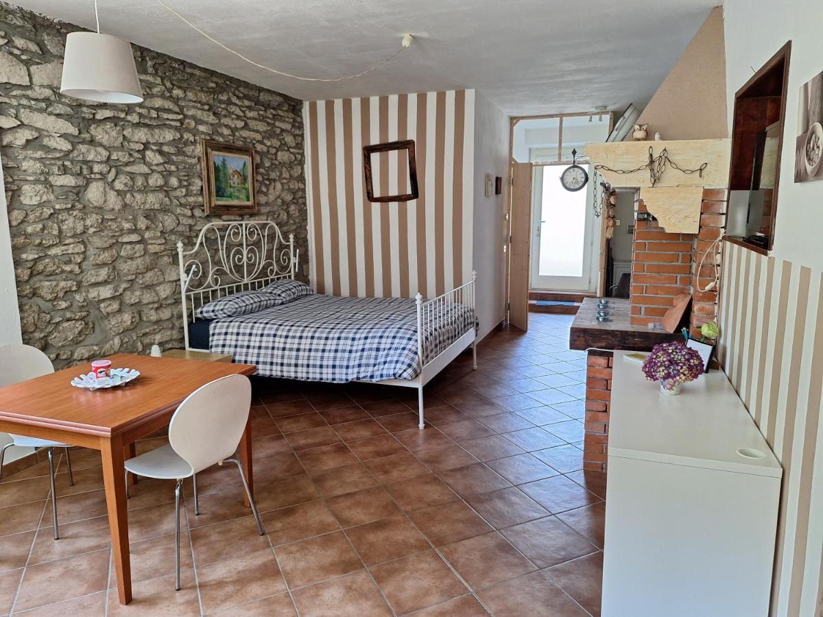 La Taverna Dei Gufi Premeno Exteriör bild